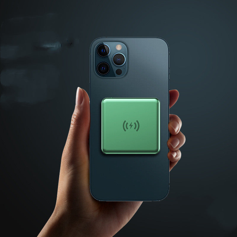 Unleash the Power of Convenience with the Magnetic Wireless Power Bank